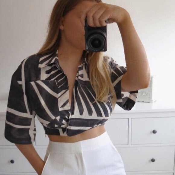 Zara Printed Crop Top Black White Bloggers Fave XS - Picture 5 of 5